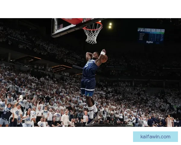 祖巴茨回应被打肿头不犯规称裁判判定克林根空接下次也要抡肘子